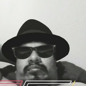 Meet your Posher, Roberto